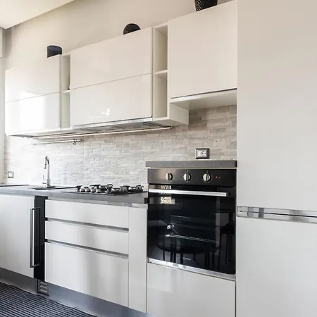 Appartement Elegante Trilocale Vicino Mm - Duomo - Fs